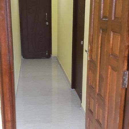 Varadhar Guest House Канчипурам Экстерьер фото